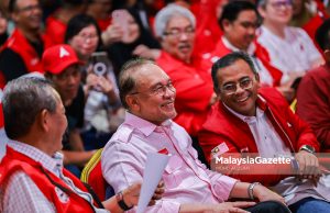 Anwar temui rakyat sempena Grand Finale Jelajah Kekal Harapan Negeri Sembilan
