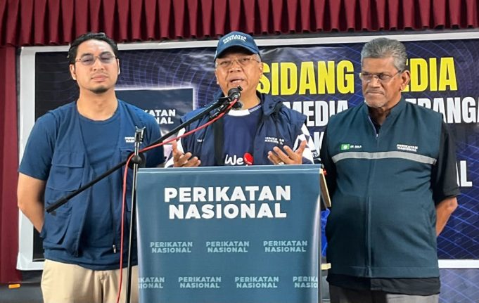 Tan Sri Annuar Musa 1