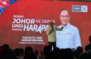 PH diheret masuk PRN Johor untuk bebaskan Najib – Anwar