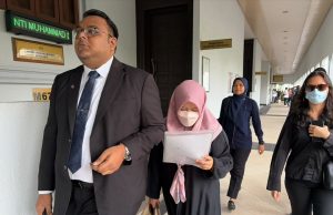 Sofia Rini mengaku tidak bersalah fitnah Farhash curi, hantar wang ke luar negara