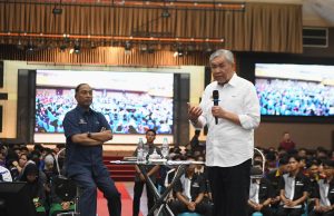 Zahid gesa pengundi muda PRN Johor buat pilihan tepat