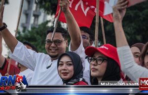 Calon Kempas Tarik Perhatian, ‘You Undi I Love You’