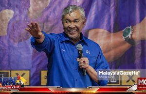 Hujan Lebat’ Lima Tahun Sekali Buat Apa? Bagi, Ambil Itu Rezeki Tapi Undi BN – Zahid