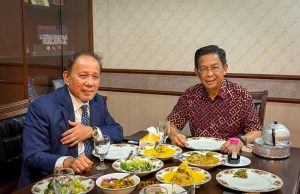Jalan terus! – Jalaluddin muat naik foto makan tengahari bersama MB N9