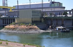 Hungary PM announces closure of nuclear plant due to heatwave