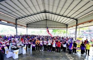 Must Move Medeka UTHM dekati komuniti, bawa semangat jiwa merdeka