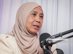 Bisikan di Masjid Negara, ‘surat integriti’ kemuncak Dr Rafidah angkat kaki dari KKM