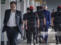 Bekas CEO 1MDB tidak tahu sebab dakwaan terhadapnya berubah