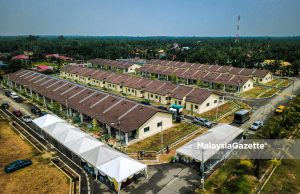 Kawasan Perumahan Taman Perakku Batu 14, Lekir. Foto ANIQ NABILAFIQ ANUAR, 24 JULAI 2025.