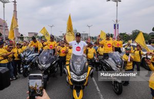 Saifuddin ‘flag off’ Jelajah Konvoi Star City FC