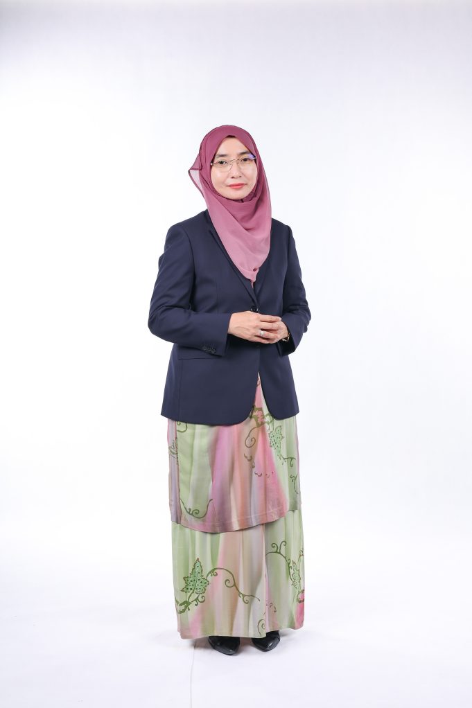 PROF. DR. SURIYANI MUHAMAD (1)