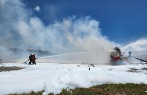Helikopter terbakar ketika ujian enjin di Subang, empat selamat