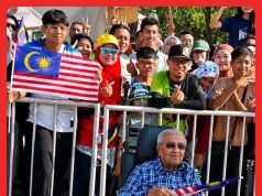 Biarpun Berkerusi Roda, Tun M Tetap Hadir Sambutan Hari Kebangsaan #MGFlash