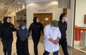 Pengawal keselamatan, pemilik syarikat didakwa kemuka dokumen palsu tuntut insentif PERKESO