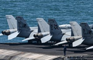 US aircraft carrier departs Thailand after port call