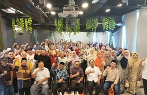 Tiada siapa halang jika UMNO mahu keluar Kerajaan Perpaduan – Mujahid