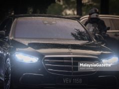 Kerajaan kekal sokong Tuanku Muhriz? – Sumber