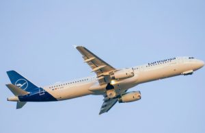 Penerbangan Lufthansa dilencong selepas bateri ‘powerbank’ penumpang terbakar