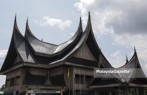 Krisis N. Sembilan: UMNO tuntut penjelasan minit mesyuarat DKU 17 April