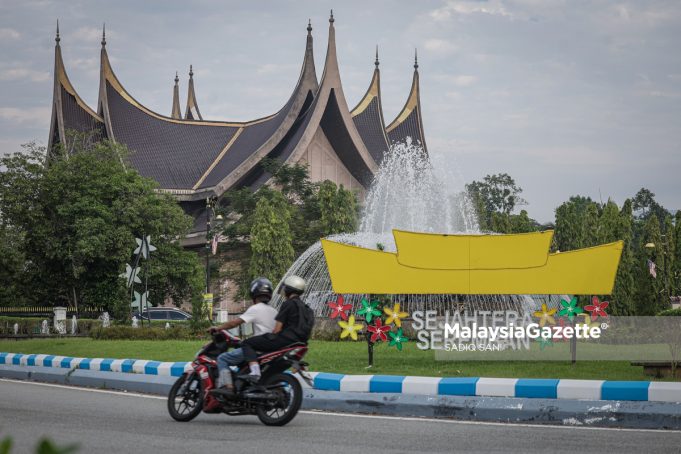 MGF25092026 - Bangunan Dewan Undangan Negeri (DUN) Negeri Sembilan yang terletak di Wisma Negeri, Seremban.