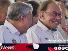 “Ada La Sikit Sikit Suara Suara Di Perhimpunan, Itu Biasa. Tenang Tenang Pak”