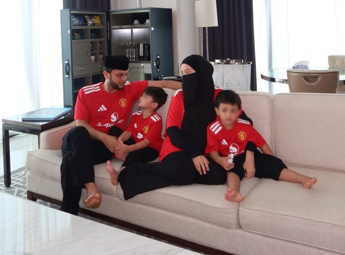 neelofa_1790304386_3993684972485450089_29602280